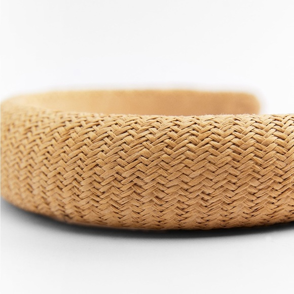 🌹NWT. Zara Natural Woven Quilted Headband. - Picture 3 of 5